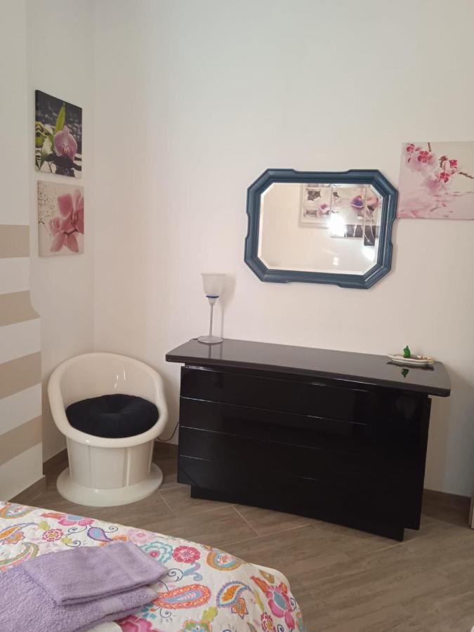 Casa Orchidea Apartment เจนัว ภายนอก รูปภาพ